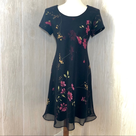 Jessica Howard Dresses & Skirts - Jessica Howard Vintage 90’s Black Floral Dress